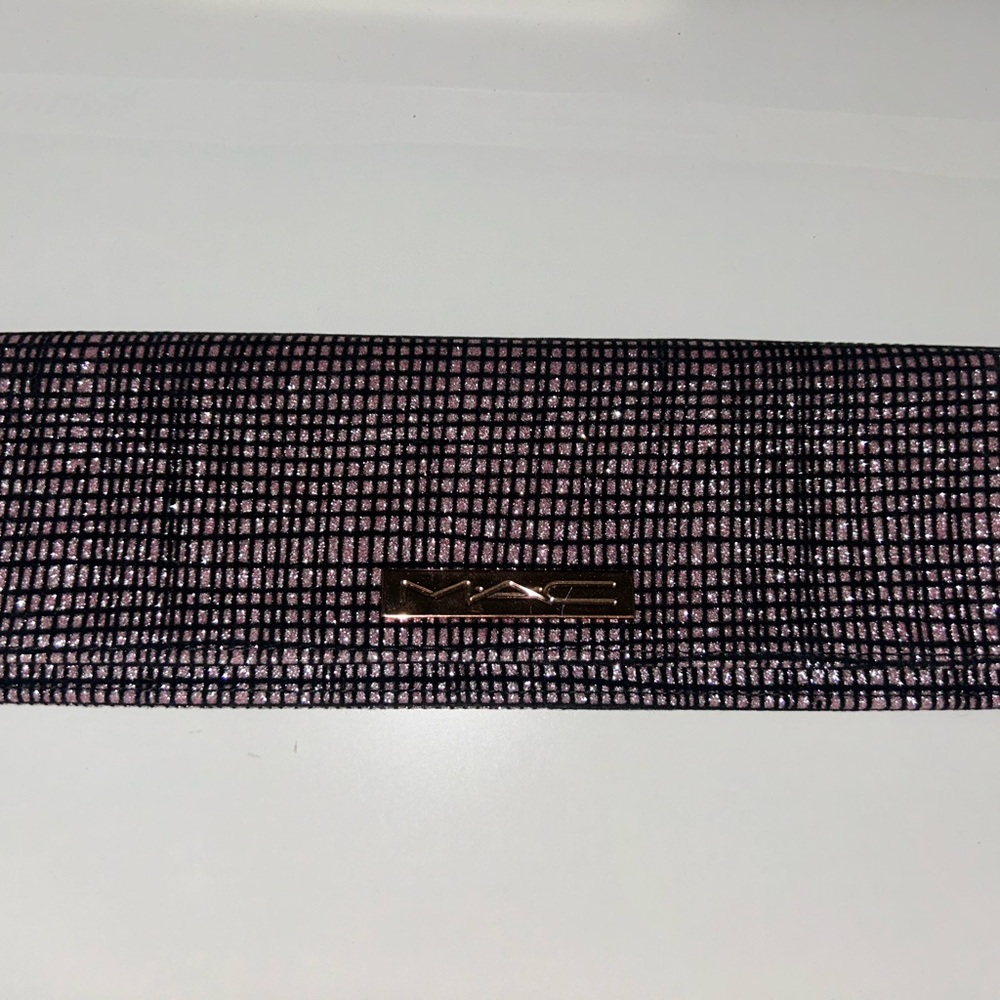 Mac clasp makeup purse